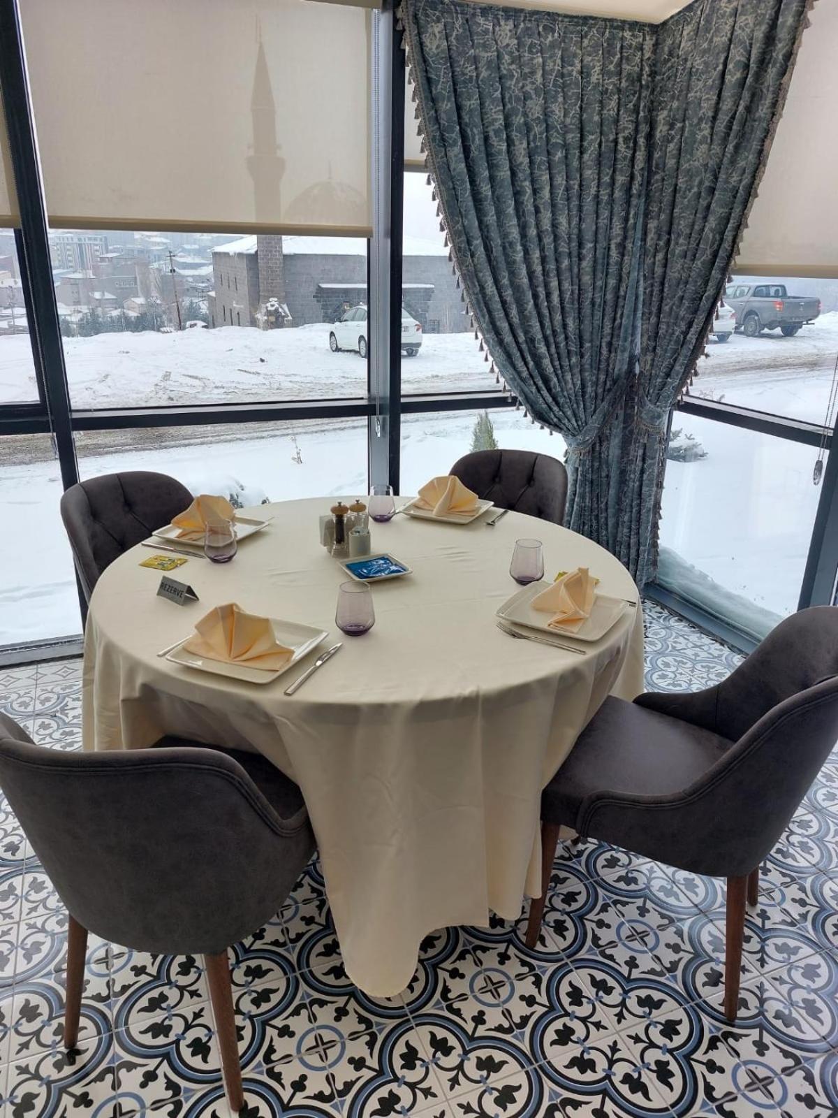 Ve Hotels Beylerbeyi Sarayi Карс Экстерьер фото